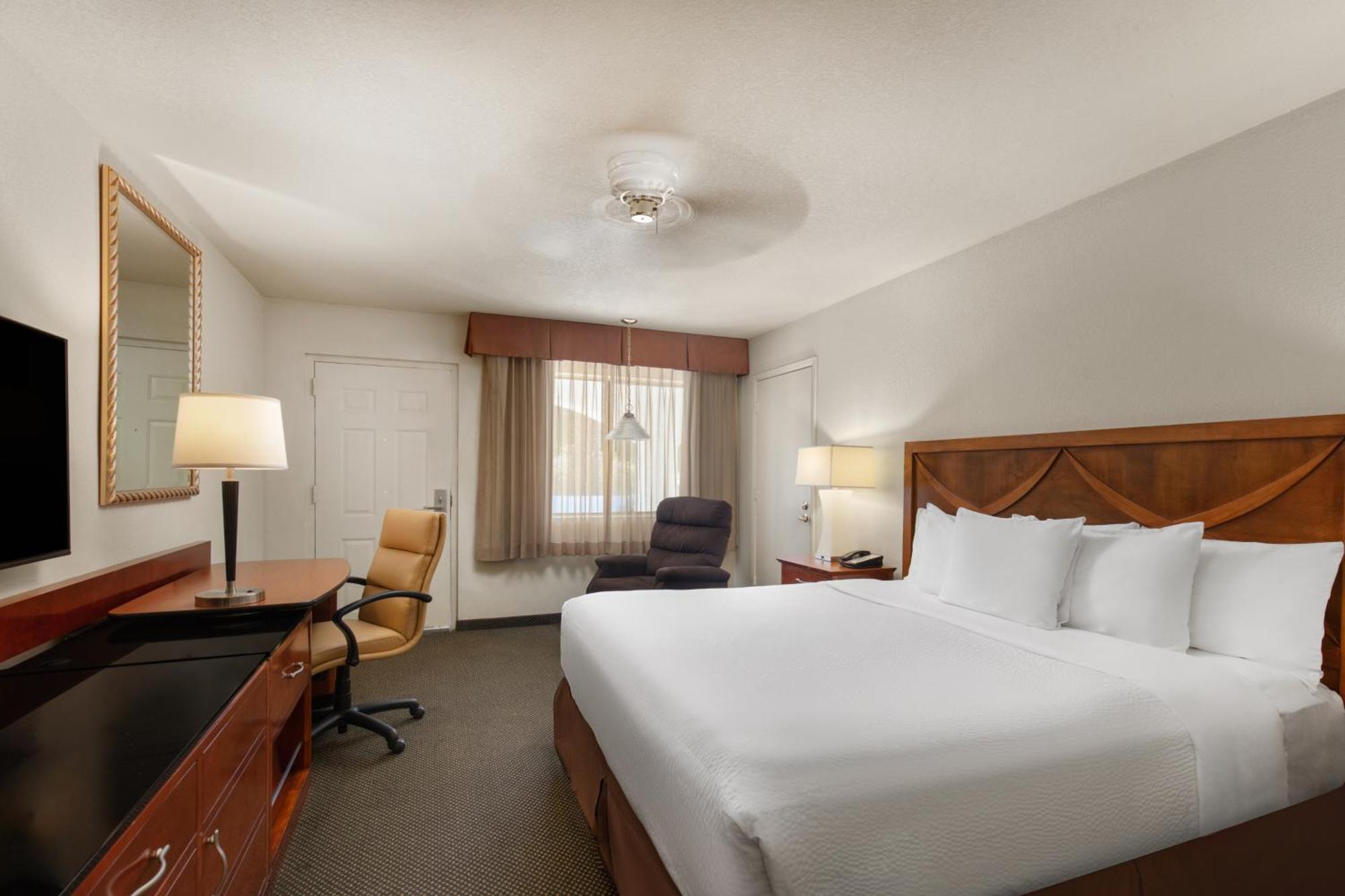 Historic Coronado Motor Hotel By Oyo Yuma Exterior photo